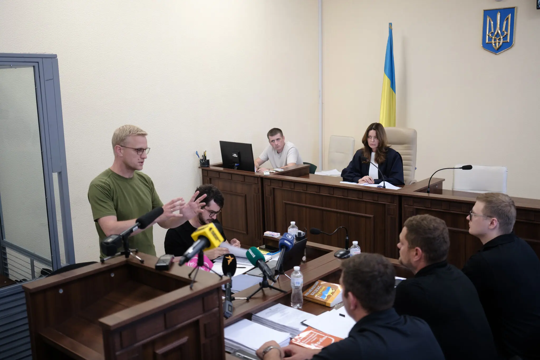 Оновлена підозра для Віталія Шабуніна: деталі гучної справи та суспільний резонанс навколо звинувачень голови Центру протидії корупції